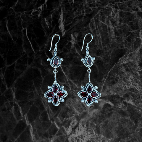 DEWI BALI SILVER GARNET EARRINGS